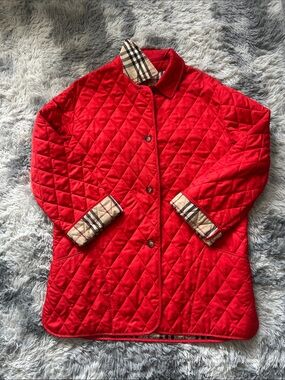 🏴󠁧󠁢󠁥󠁮󠁧󠁿 Burberry Nova Check Red Quilted Pocket Jacket